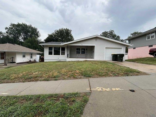House for sale in Woodbury, Iowa