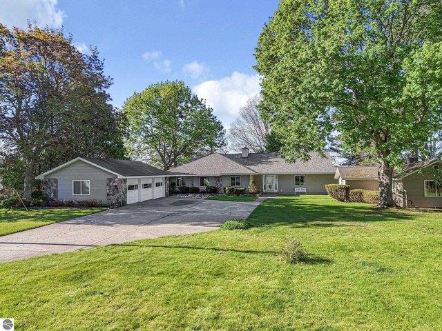 House for sale in Cadillac, Michigan