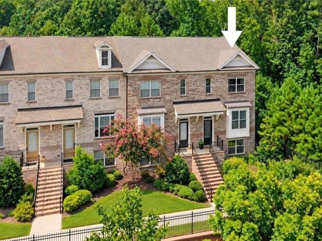 Townhouse for sale in Alpharetta, Georgia