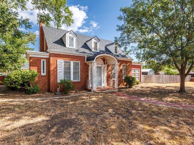 House for sale in Coleman, Coleman County