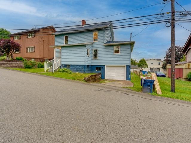 House for sale in Claridge, Pennsylvania