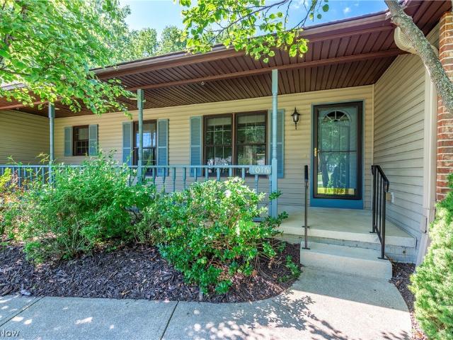 House for sale in Emerald Pointe, Grafton