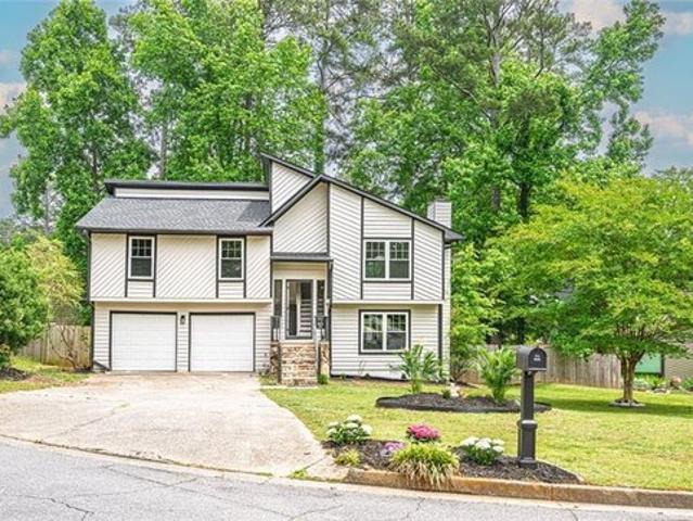 House for sale in Johns Creek, Georgia