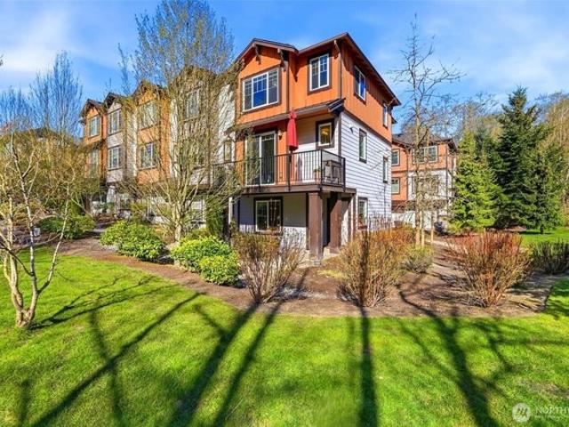 Townhouse for sale in Redmond, Washington