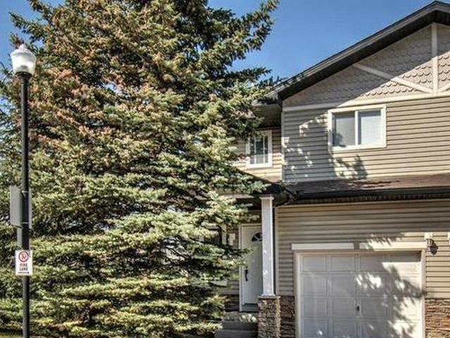 House for sale in Airdrie, Alberta
