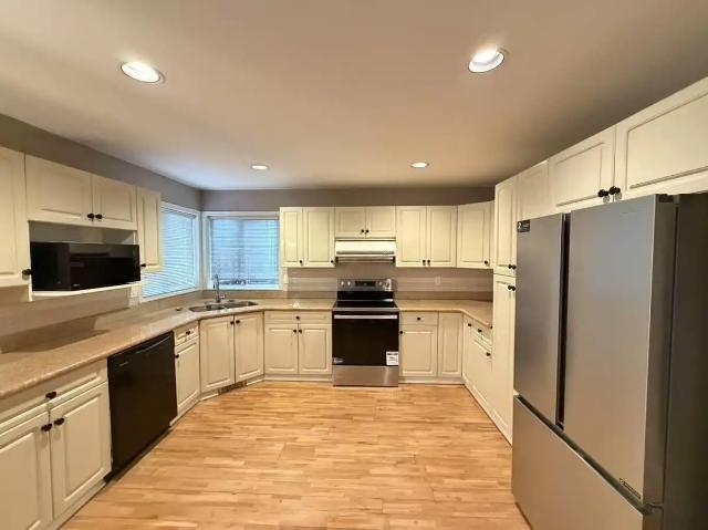 House for rent in Surrey, British Columbia