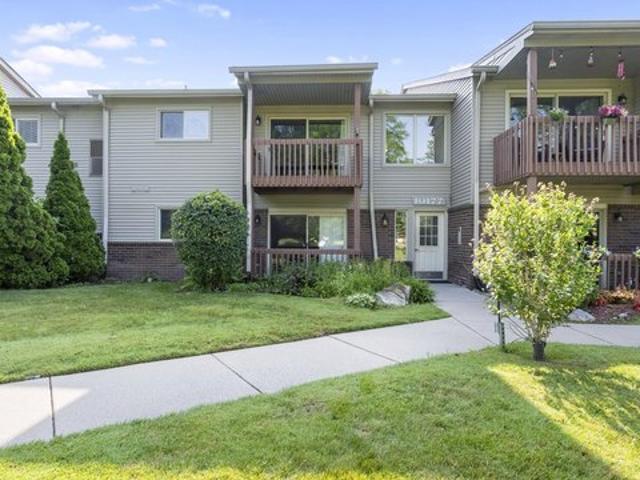 Condo for sale in Grosse Ile, Michigan