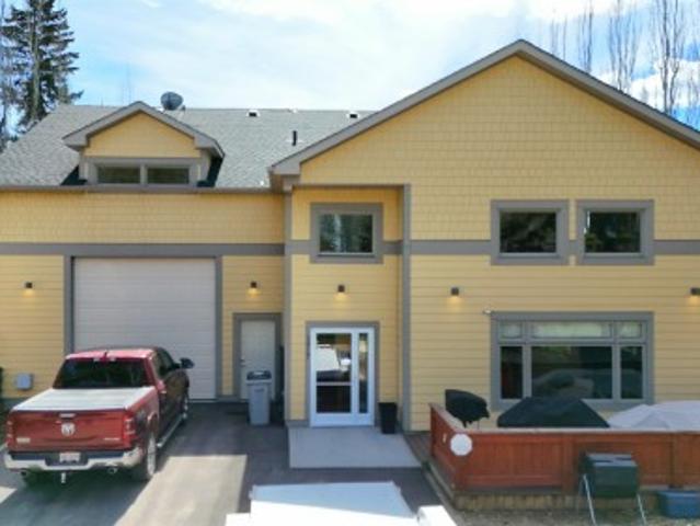 House for sale in Alberta