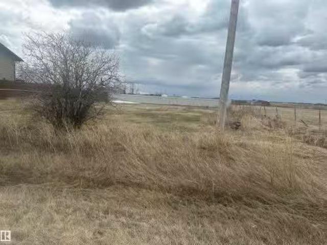 House for sale in Millet, Alberta