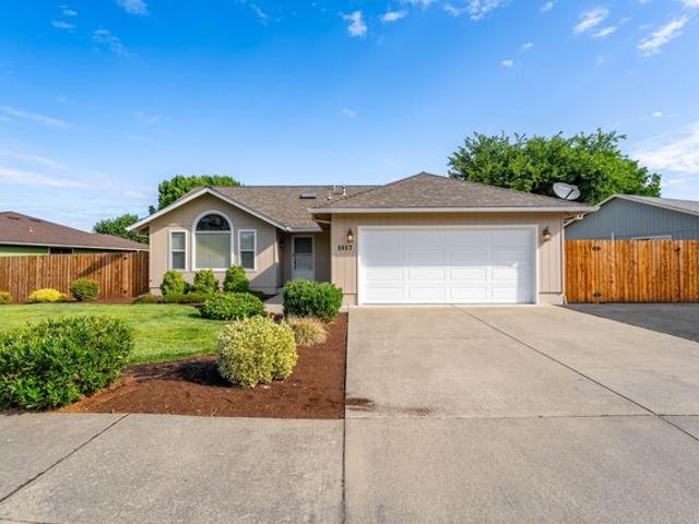 House for sale in Central Point, Oregon