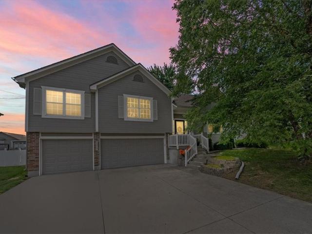 House for sale in Raymore