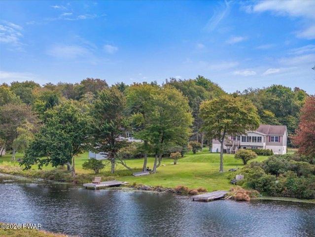 House for sale in Newfoundland, Pennsylvania