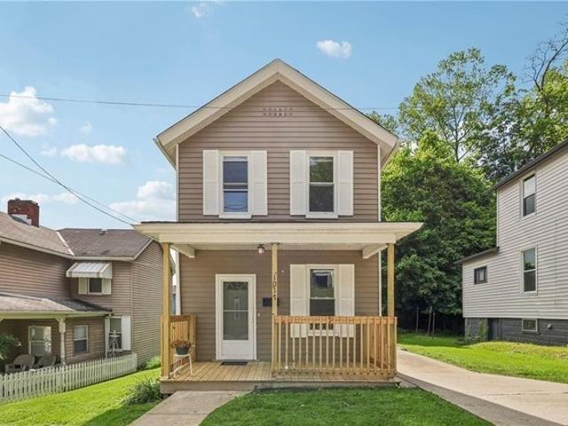 House for sale in Coraopolis, Pennsylvania