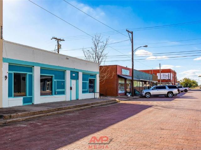 Commercial for sale in Taylor, Texas