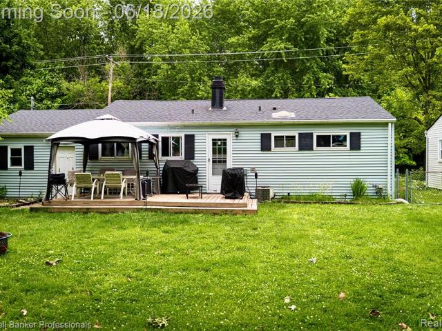 House for sale in Fenton, Michigan