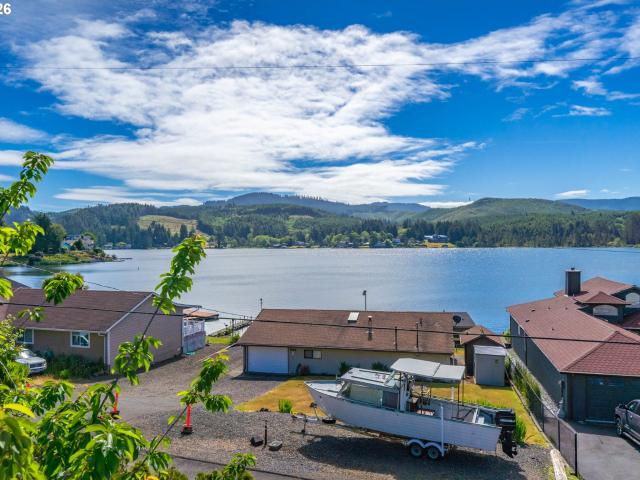 House for sale in Oregonia
