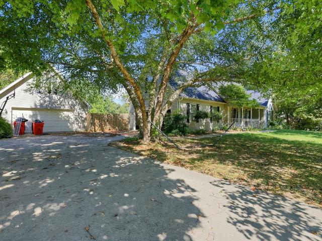 House for sale in Elizabethtown, Hardin County