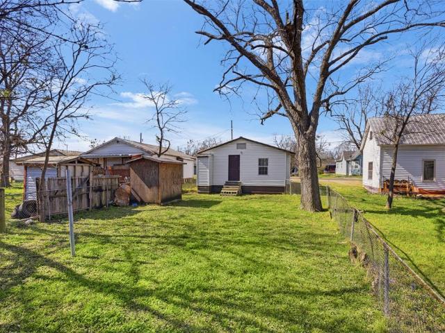 House for sale in Navarro, Texas