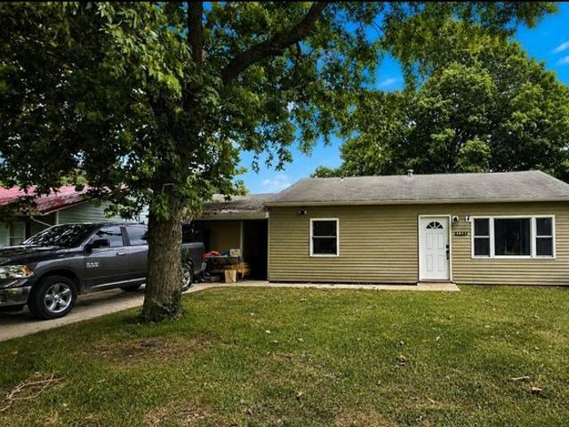 House for sale in Douglas, Illinois