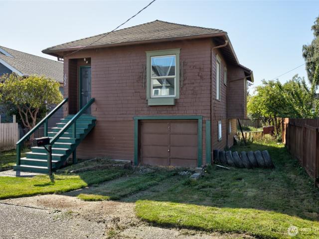 House for sale in Aberdeen, Washington