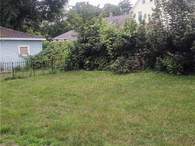 House for sale in Syracuse, New York