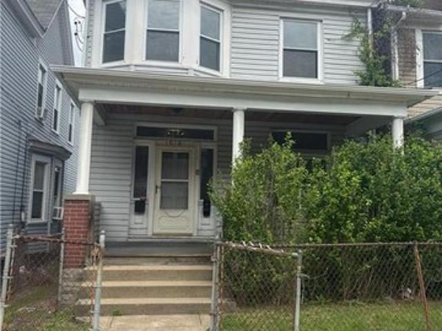 House for sale in Pittsburg, Pennsylvania