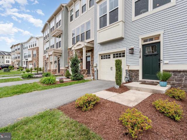 Townhouse for sale in Glen Burnie