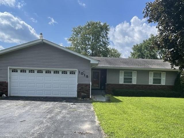 House for sale in Demotte, Indiana