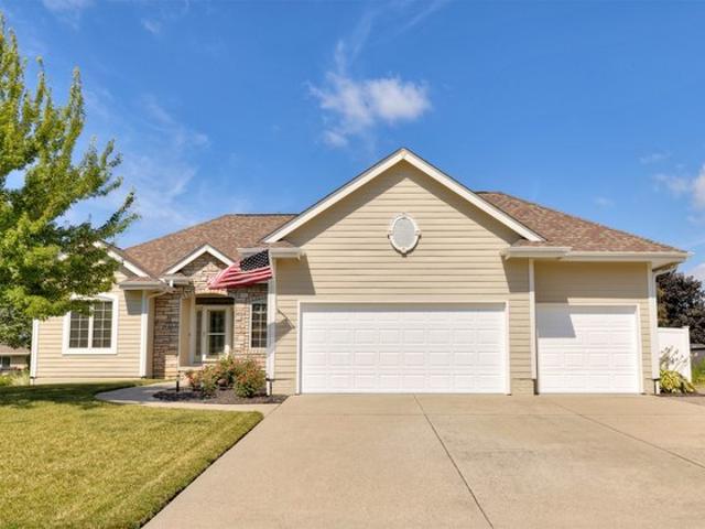 House for sale in Altoona, Iowa