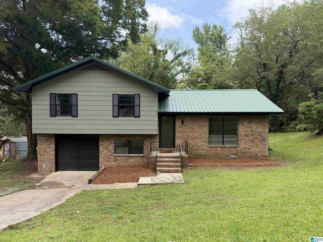 House for sale in Weaver, Alabama