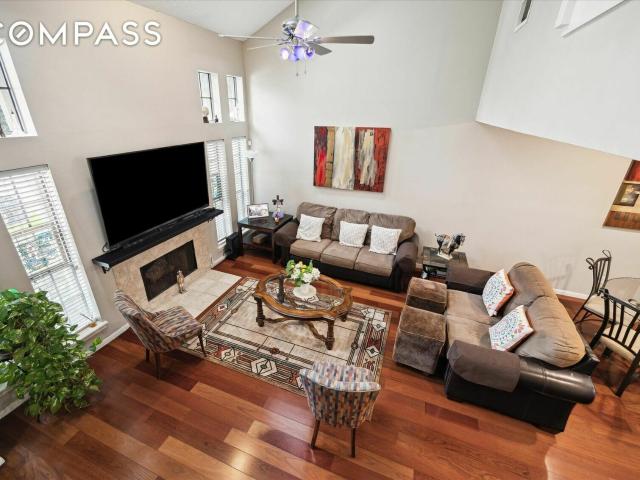 Townhouse for sale in Houston