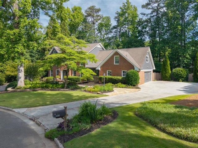 House for sale in Dunwoody, Georgia