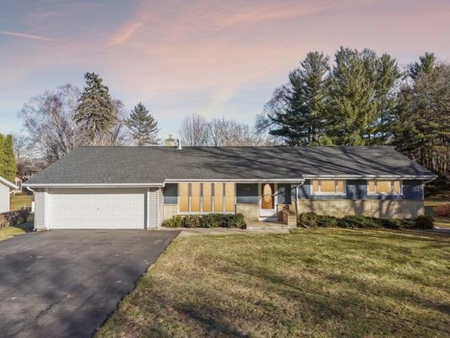 House for sale in Lake Mills, Wisconsin