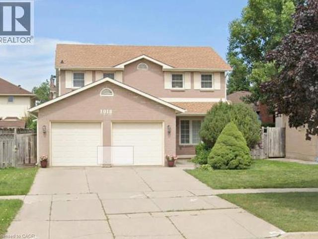 House for sale in Ancaster, Ontario