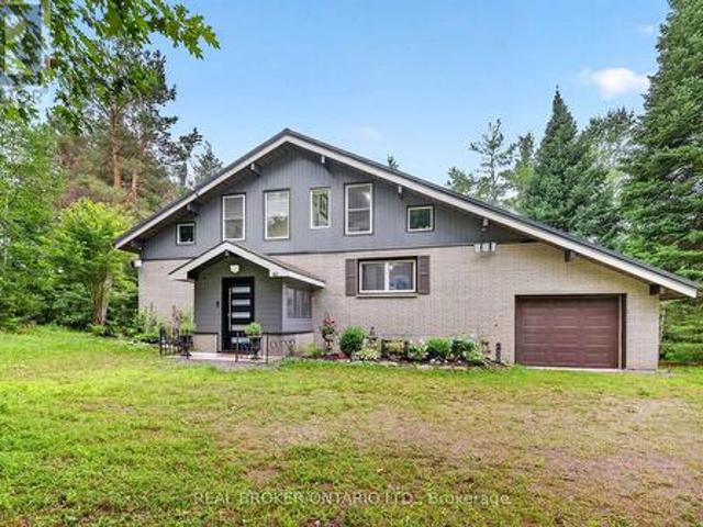 House for sale in Muskoka Lakes Township, Central Ontario