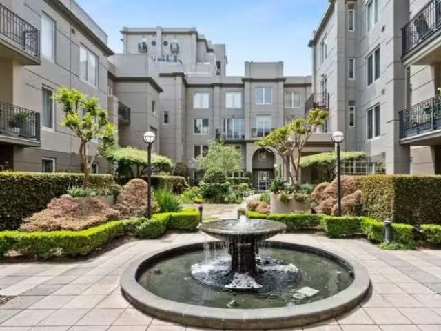 Apartment for rent in East Melbourne