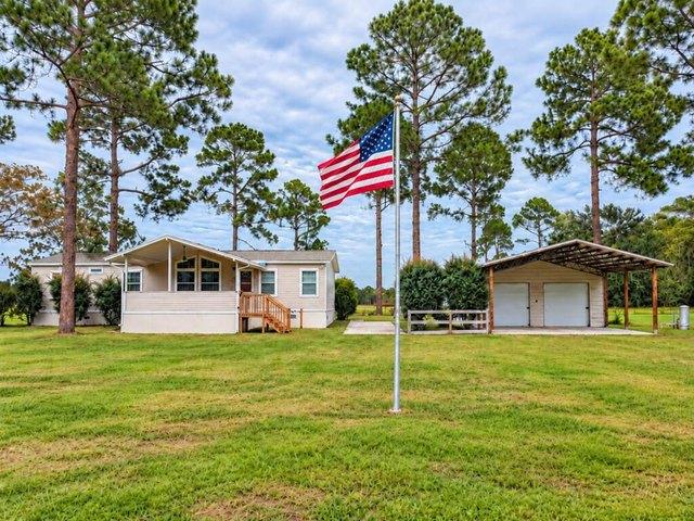 House for sale in Trenton, Gilchrist County