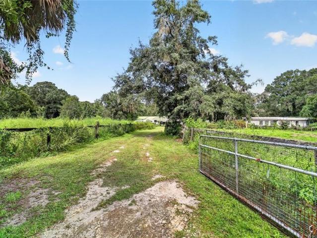 House for sale in Reddick, Florida