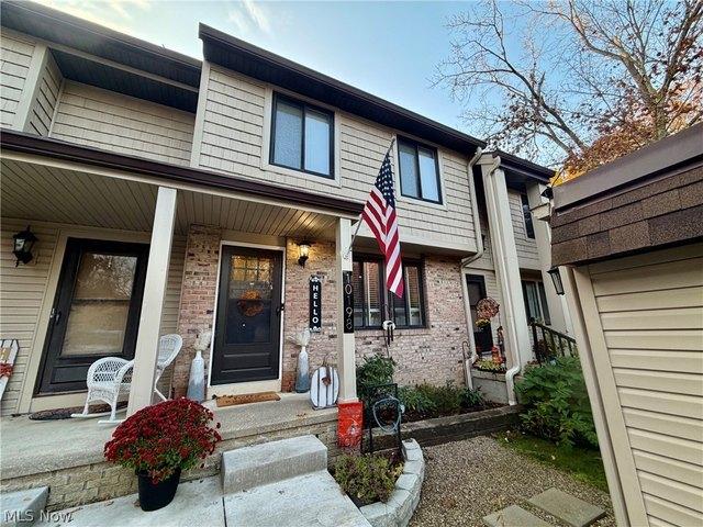 Condo for sale in Aurora, Portage County