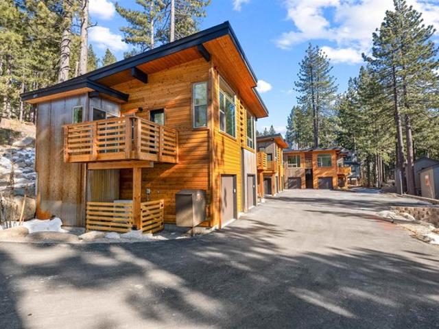 House for sale in West End Donner, Truckee