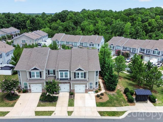 Townhouse for sale in Clover, South Carolina