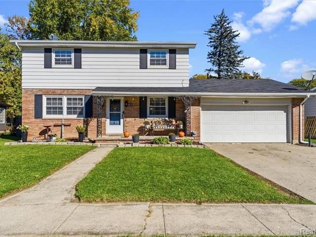 House for sale in Tawamar Heights, Flushing