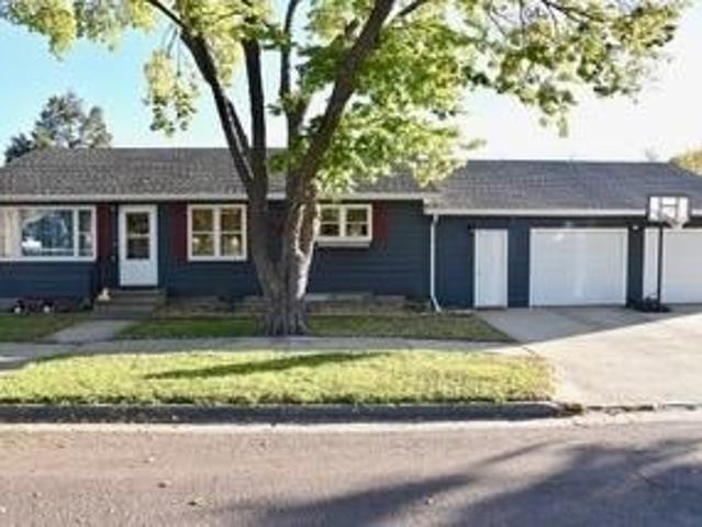 House for sale in Pierre, Hughes County