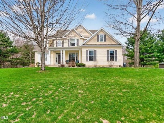 House for sale in Saratoga, New York