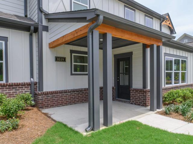 Townhouse for sale in Leeds, Alabama