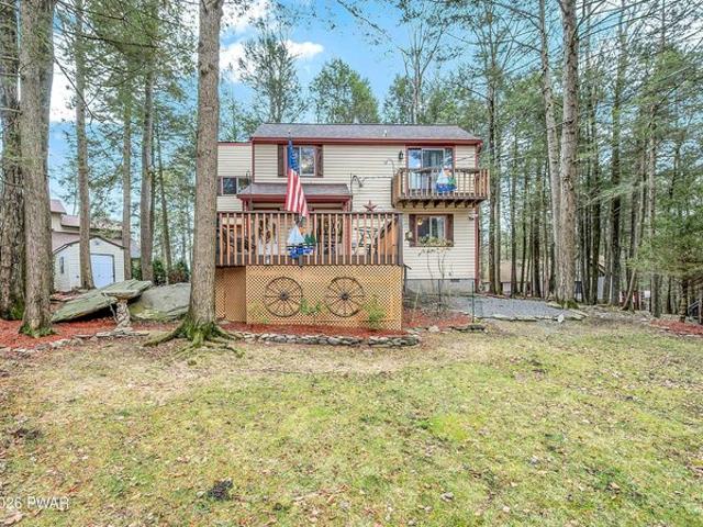 House for sale in Lake Ariel, Pennsylvania