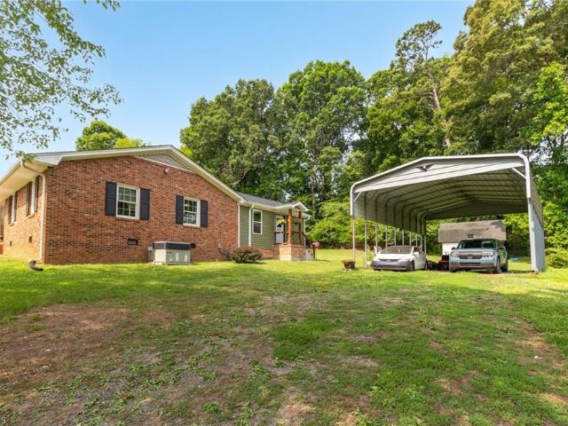 House for sale in Asheboro, North Carolina