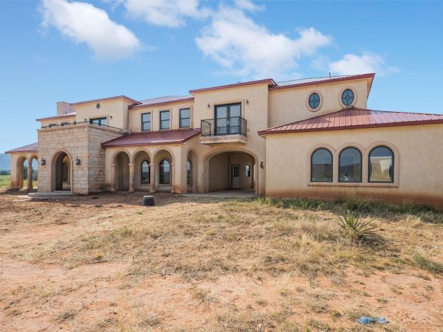 House for sale in New Mexico