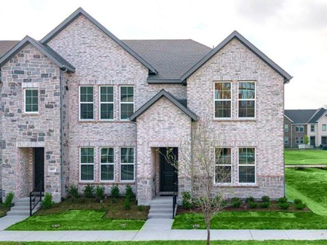 Townhouse for sale in Allen, Texas