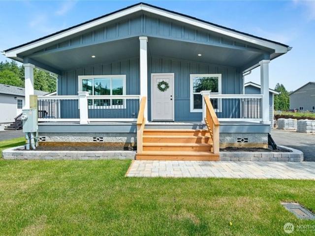 House for sale in Cosmopolis, Washington